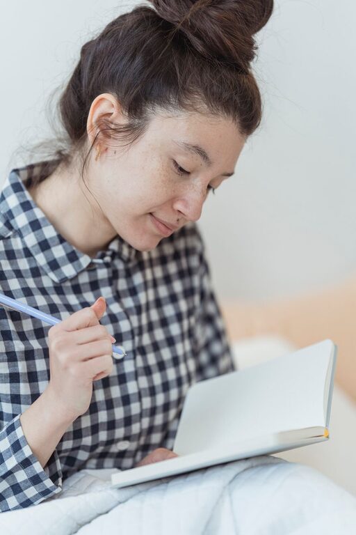 Beginner Guide to Journaling Every Day for Lasting Benefits